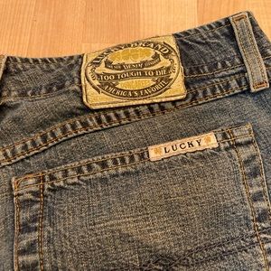 Lady’s Lucky brand jeans full length
